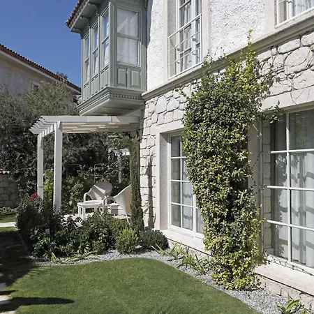 מלון Fiora Alacati *